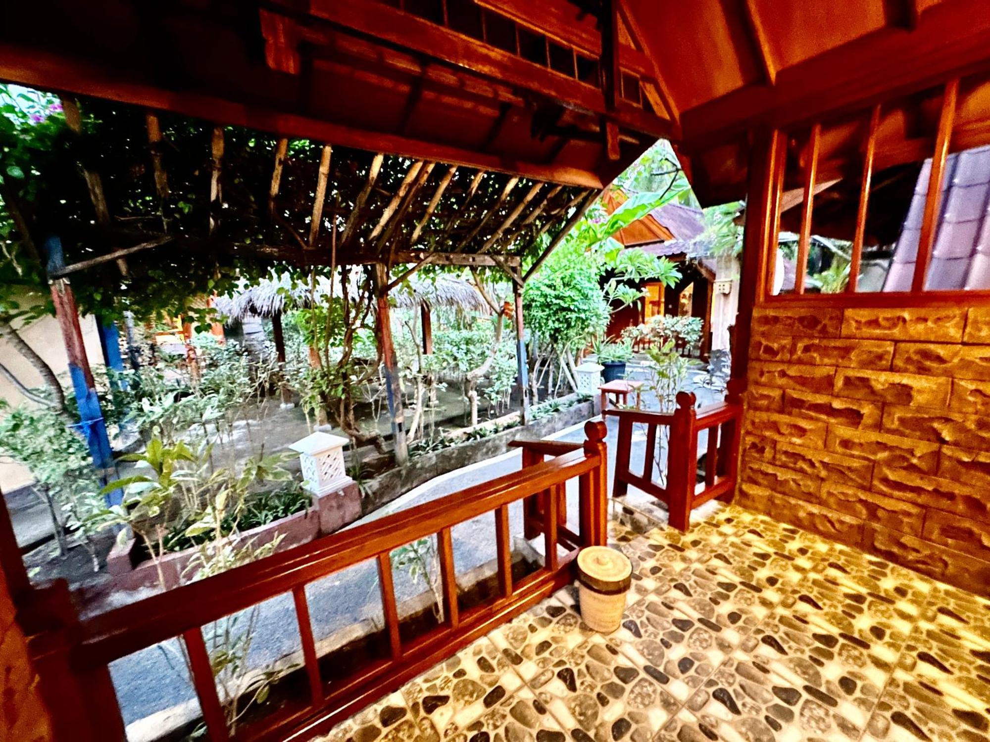 Sunny Rose Bungalows Gili Air - Adults Only Zewnętrze zdjęcie